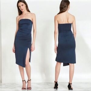 Cushnie Navy Blue Crepe Strapless Side Slit Fitted Ruched Waist Cocktail Dress 8